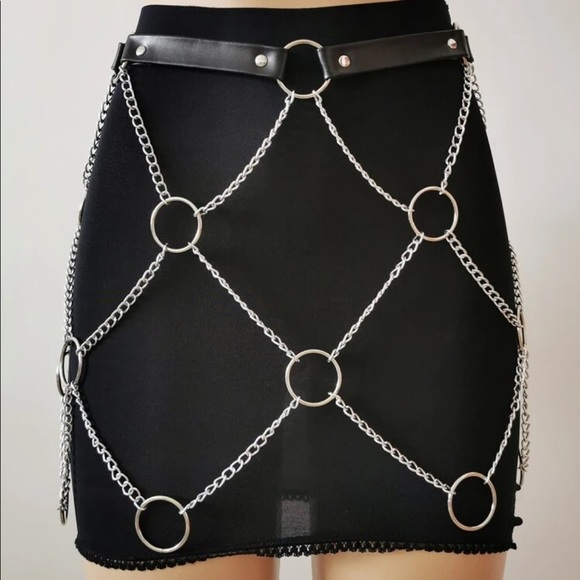 Leather Belt Chain Skirt Harness - Picture 4 of 6